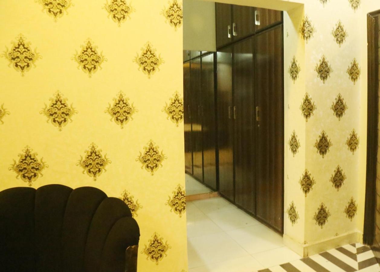 Hotel De Smart Multan Exterior photo